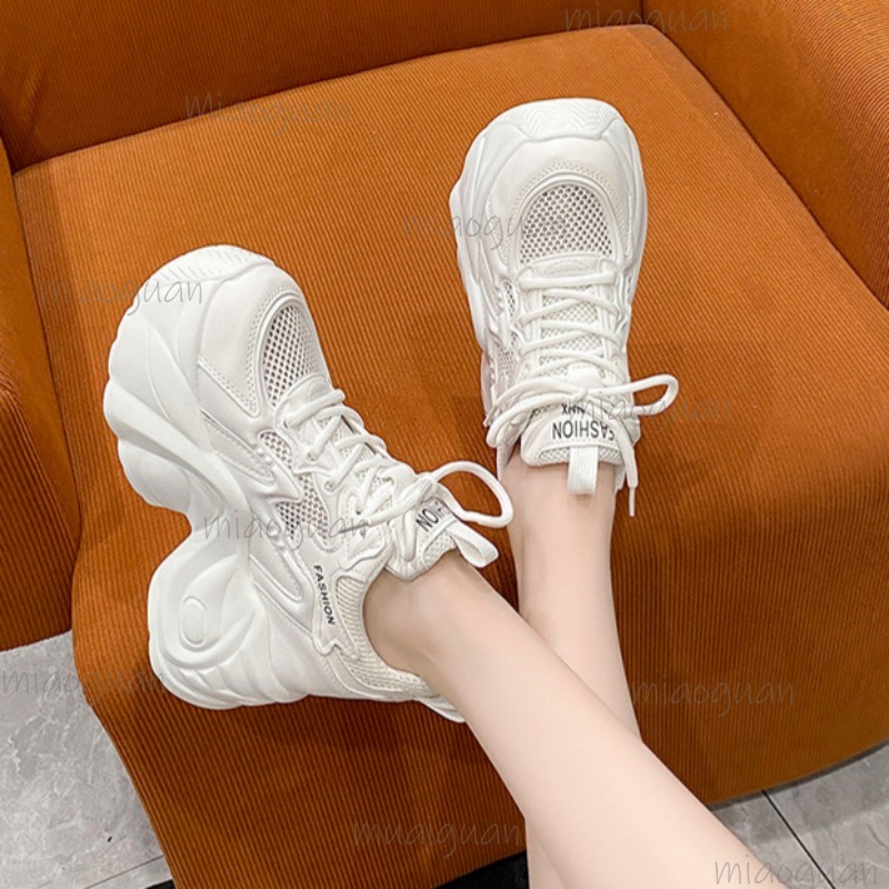 รองเท้าผ้าใบผู้หญิงแบบตาข่ายระ - Sewing Garment บทวิจารณ์และราคา